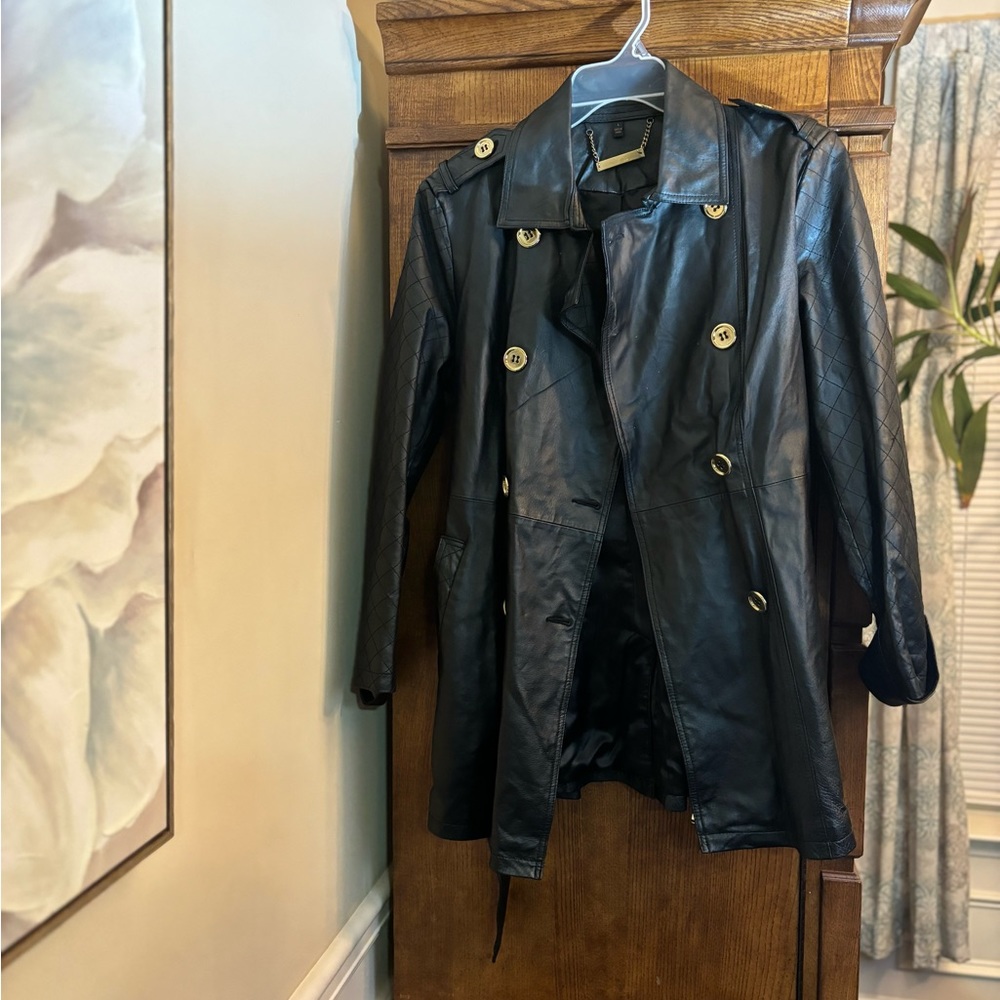 Iman Classic black leather coat